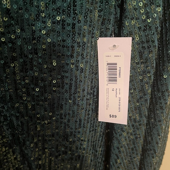 Sequined Long Sleeve Knee Length Dress - Picture 3 of 3